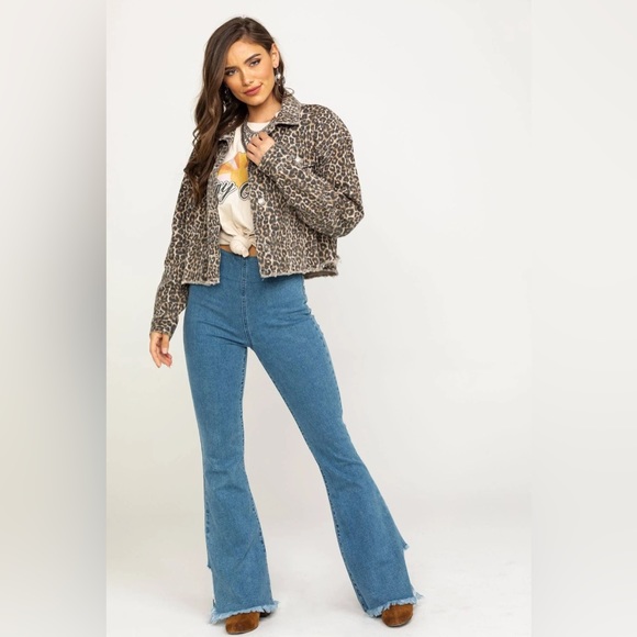 Free People Cheetah oversized denim jacket. - Picture 8 of 16